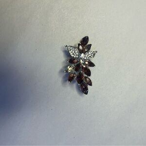 Elegant Silver and Brown Leaf Brooch